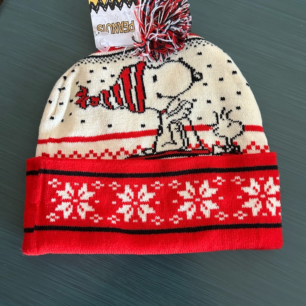 Peanuts Adult Winter Hat - Red and White